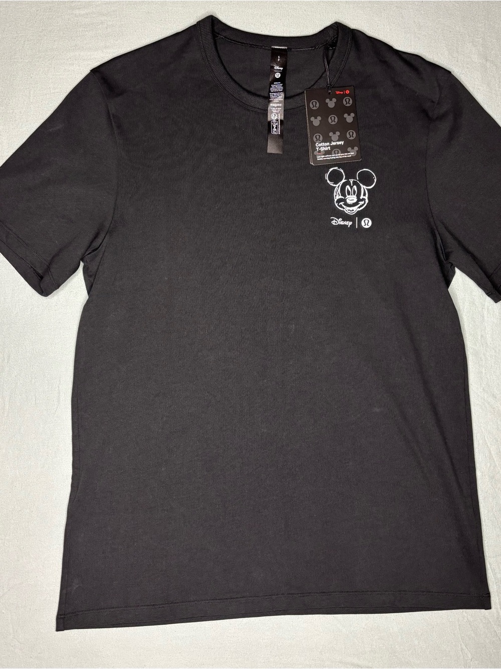 Disney x Lululemon Men's Black Mickey Graphic T-Shirt BNWT